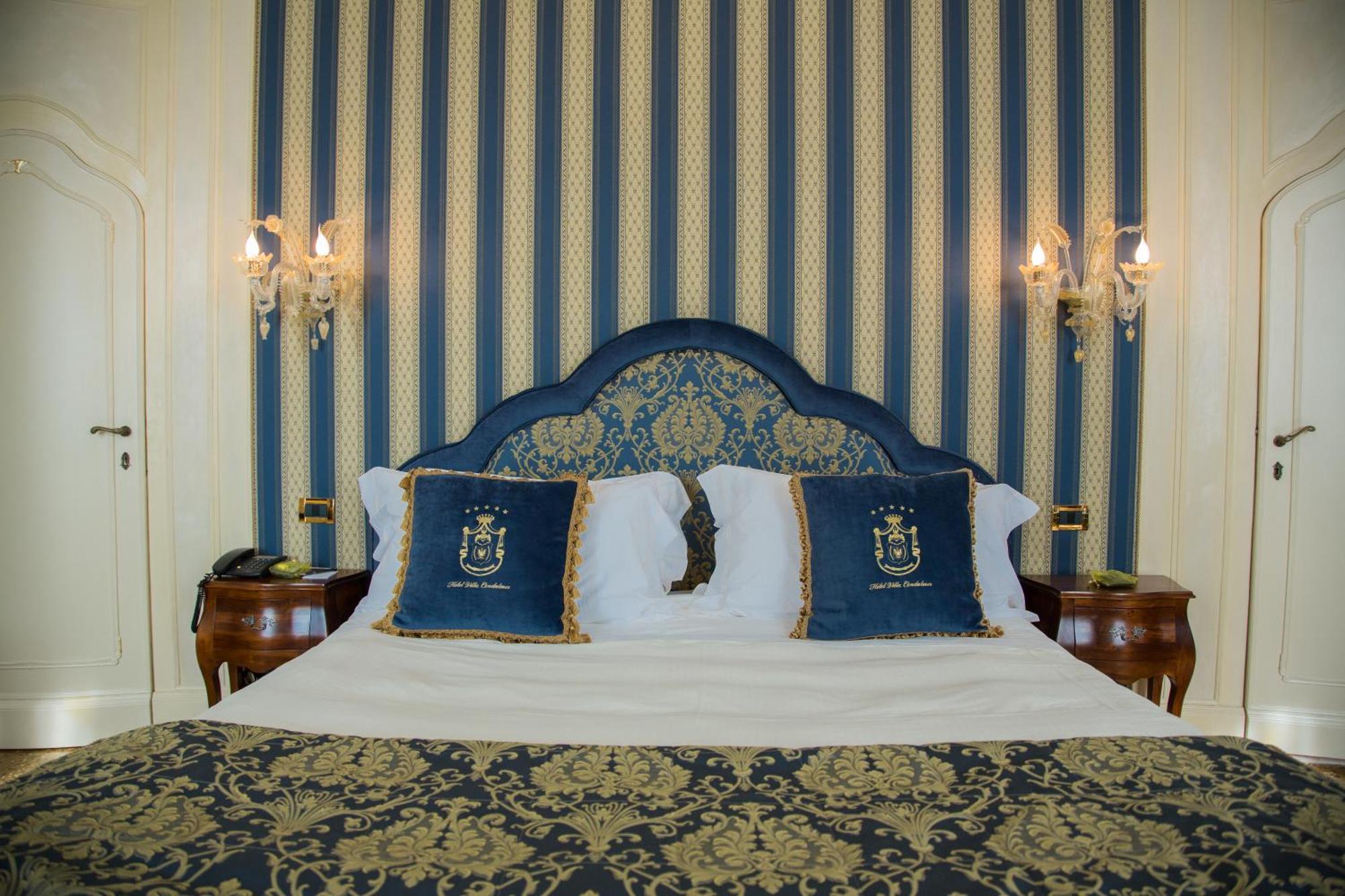 Hotel Villa Condulmer Mogliano Veneto Quarto foto A bedroom at the hotel